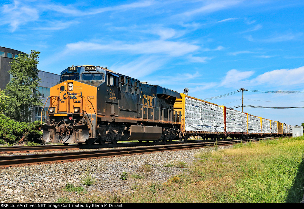 CSX 974 on M-403